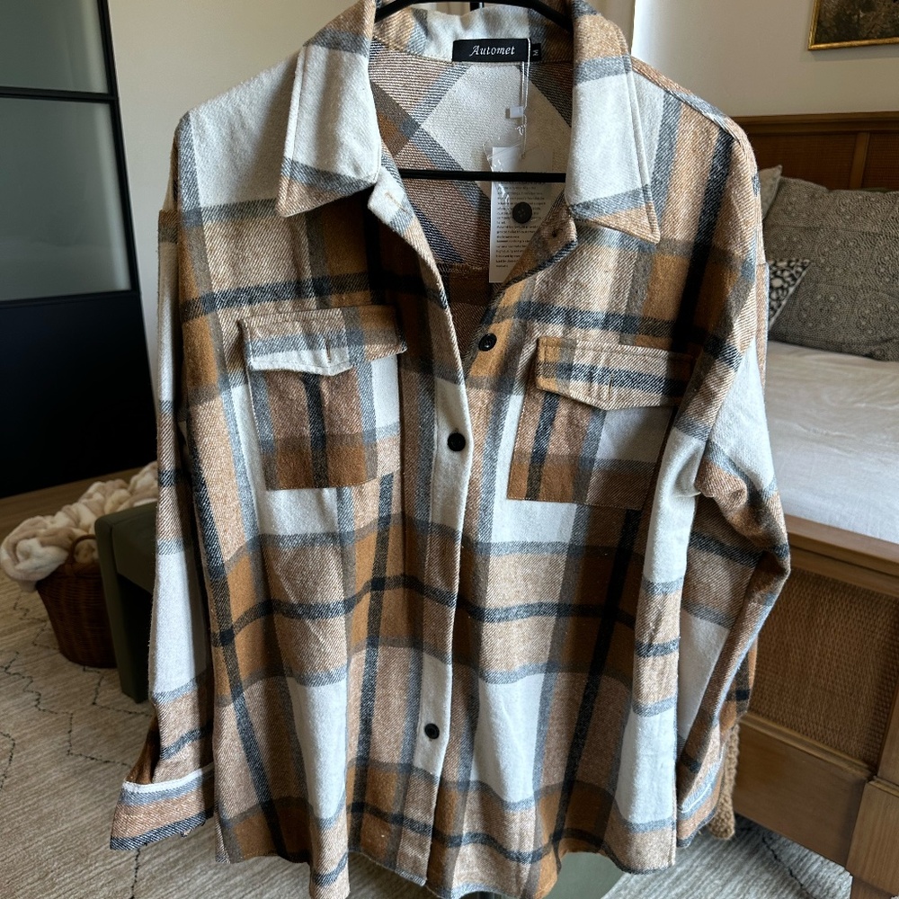 NWT Oversized Flannel Button Up